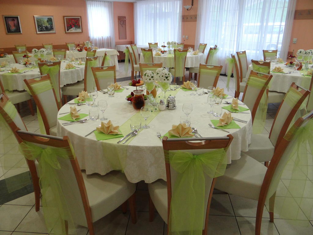 Rooms Hochkraut เซเลีย ภายนอก รูปภาพ