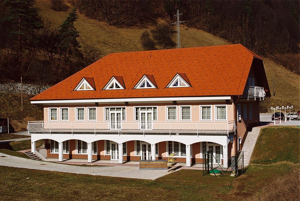 Rooms Hochkraut เซเลีย ภายนอก รูปภาพ